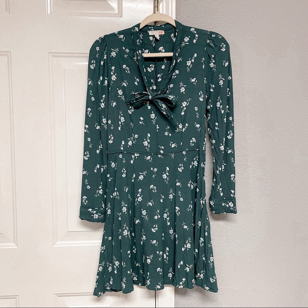 Gianni Bini Green Floral Dress Medium